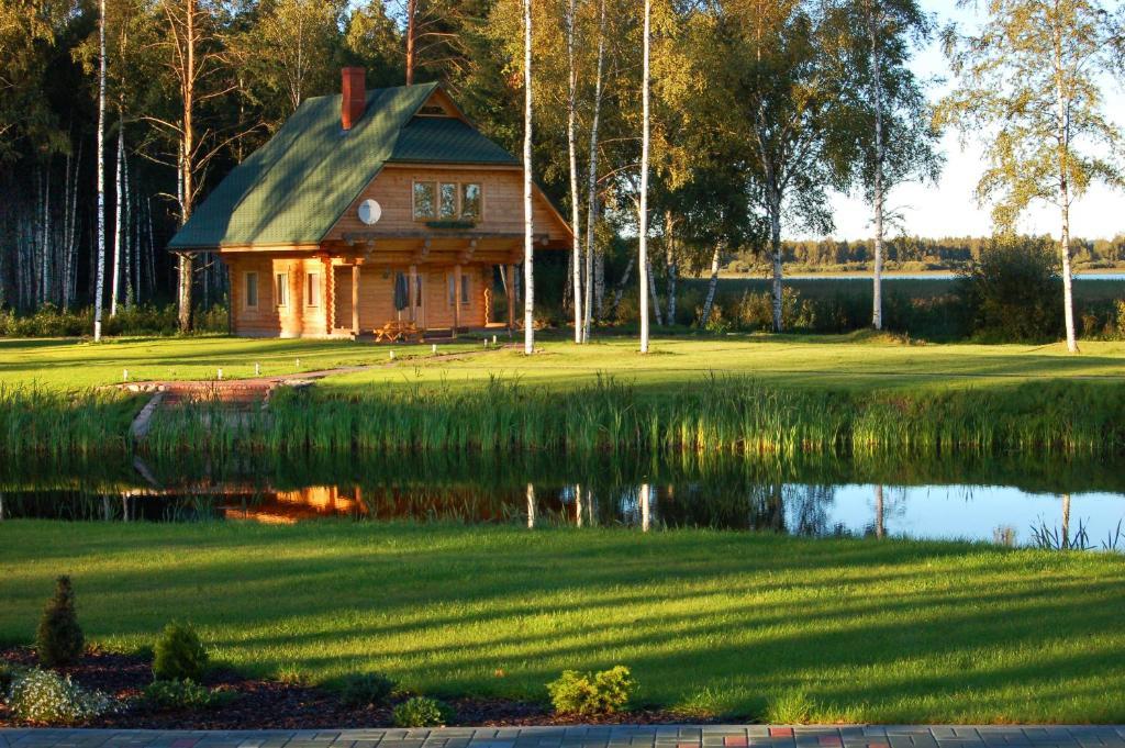 Holiday Complex Cirmas Ezerkrasts Лудза Экстерьер фото
